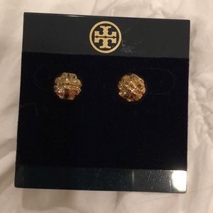 NEW Tory Burch logo stud dome earrings